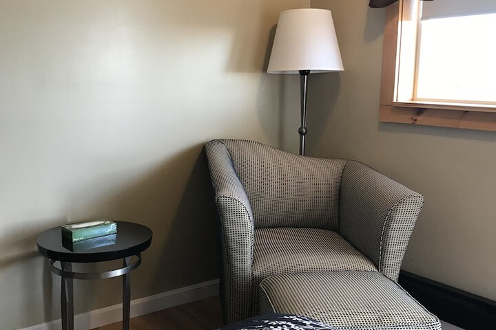 Room 22 of 105