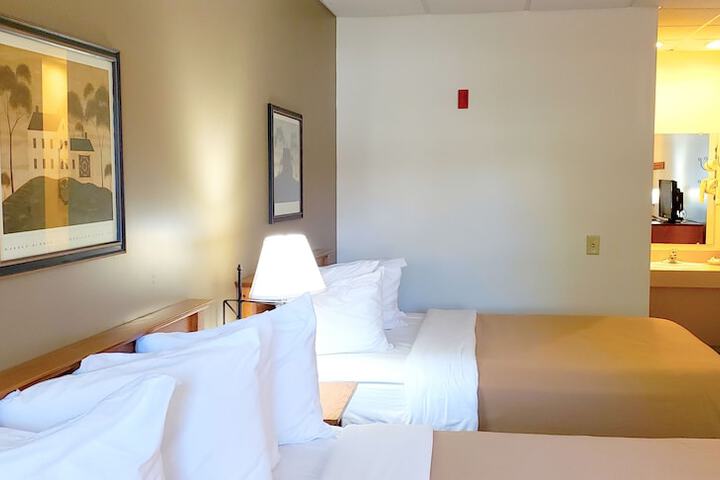 Room 52 of 91