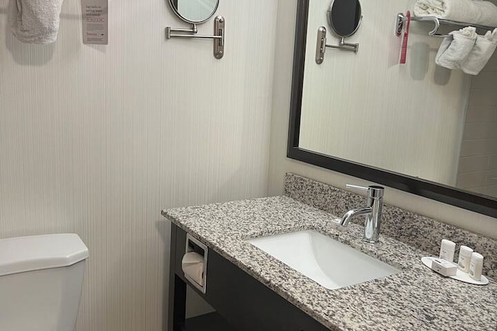 Ramada Plaza by Wyndham Regina Downtown