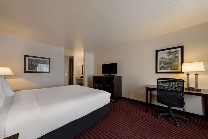 Room 20 of 52