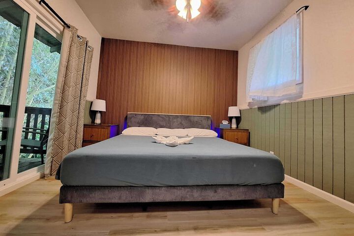 Wild Ginger Hotel