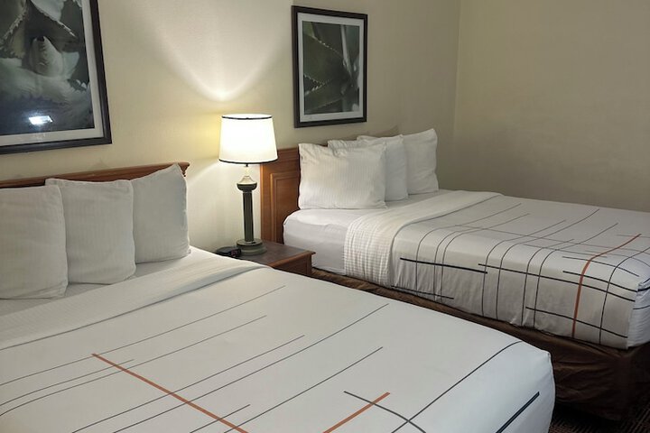 La Quinta Inn & Suites by Wyndham Sawgrass
