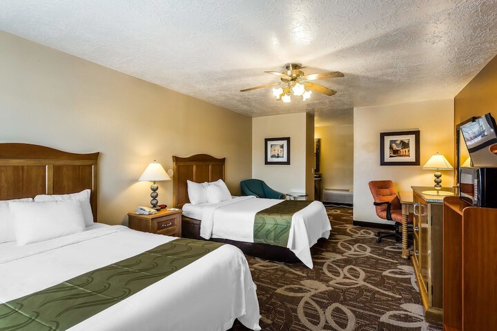 Room 11 of 24