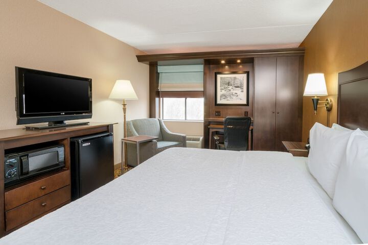 Room 22 of 77