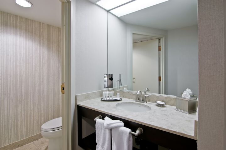 Room 20 of 66