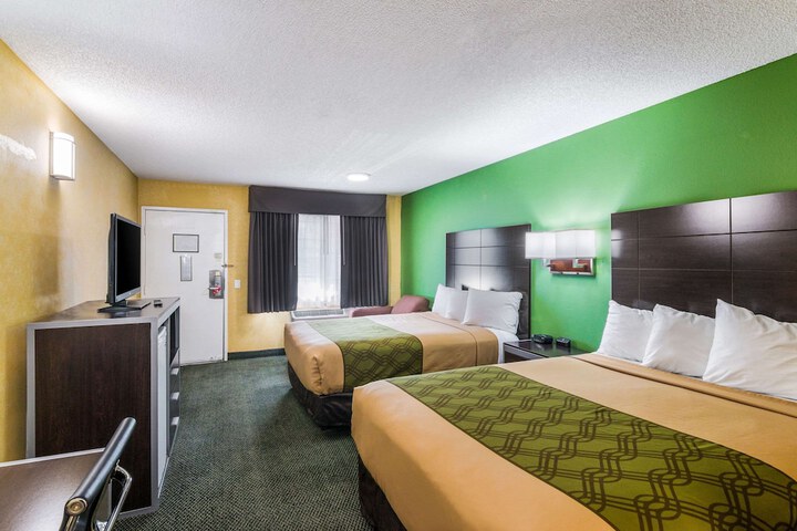 Room 14 of 47
