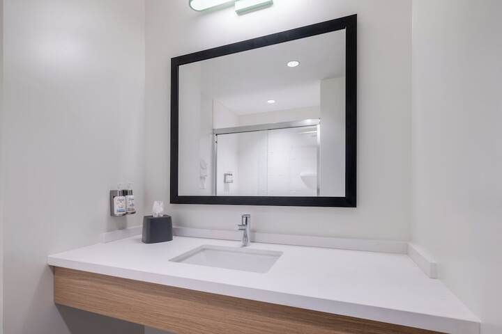 Garner Hotel Gonzales by IHG