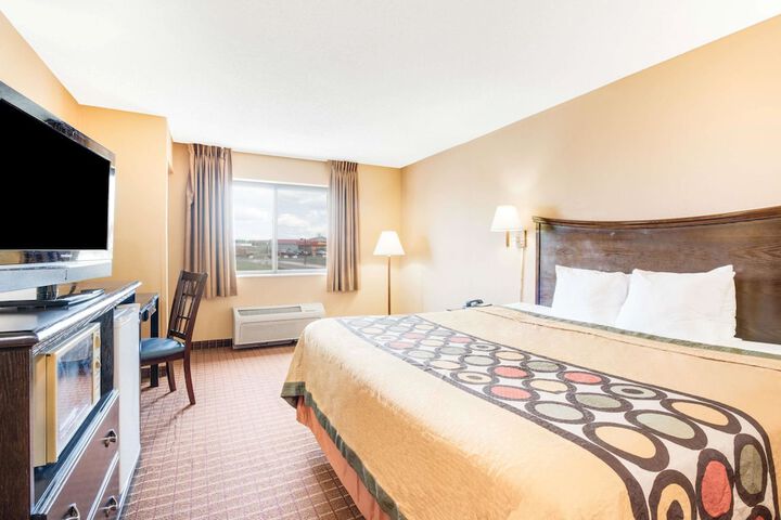 Room 8 of 20