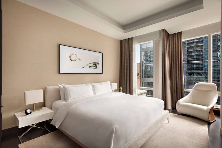 Room 34 of 68