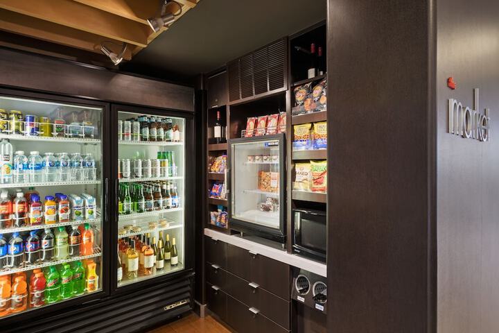 Courtyard by Marriott San Diego Del Mar / Solana Beach