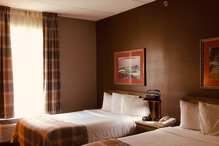 Room 7 of 48