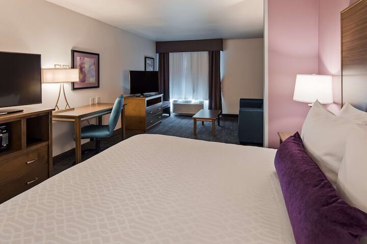Room 21 of 26
