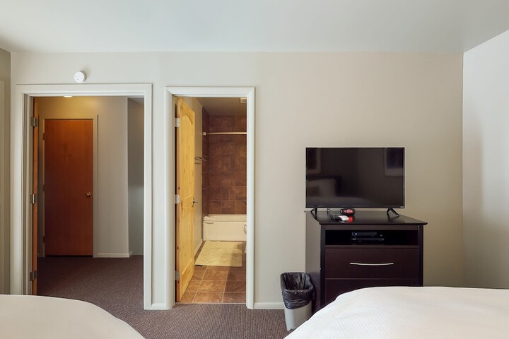 Room 97 of 165