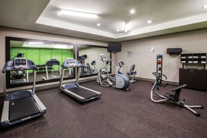 La Quinta Inn & Suites by Wyndham Owasso