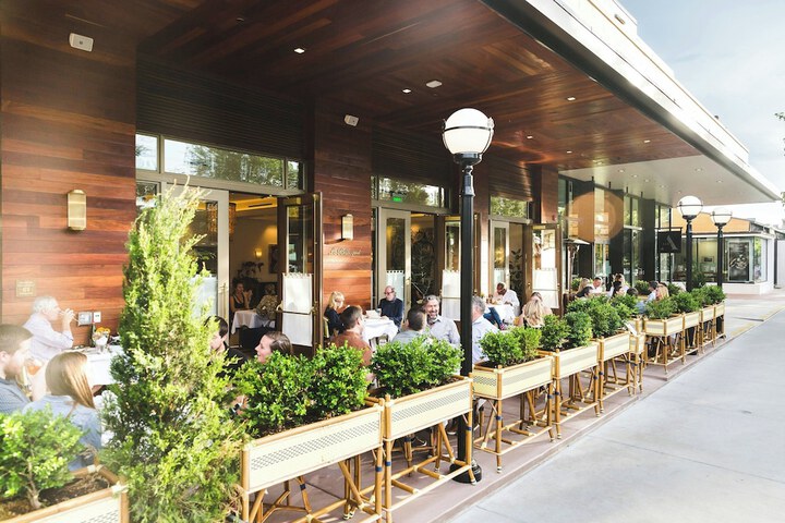 Dining 57 of 78