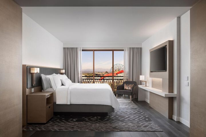 Room 49 of 103