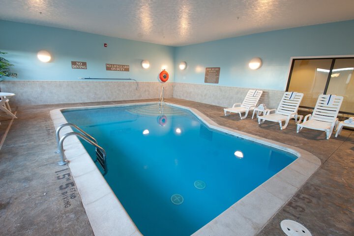 Pool 4 of 40