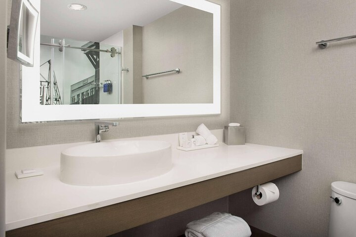 Radisson Blu Fargo