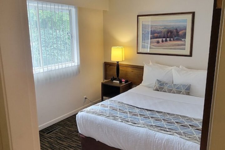 Room 21 of 43