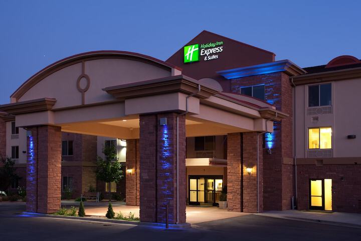 Hotel 3 of 57