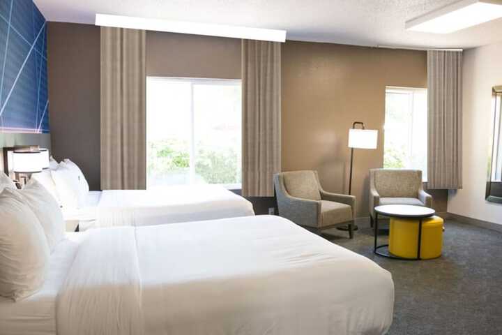 Room 47 of 93