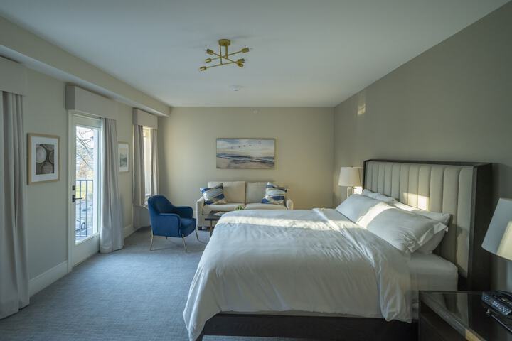 Room 25 of 36