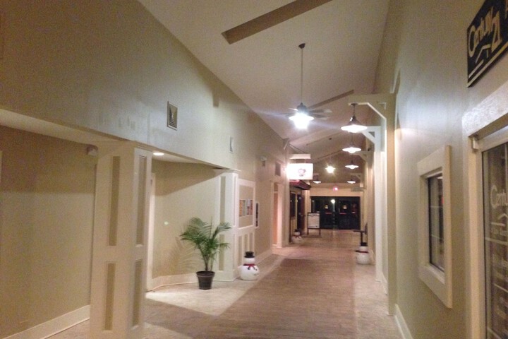 Hotel 2 of 64