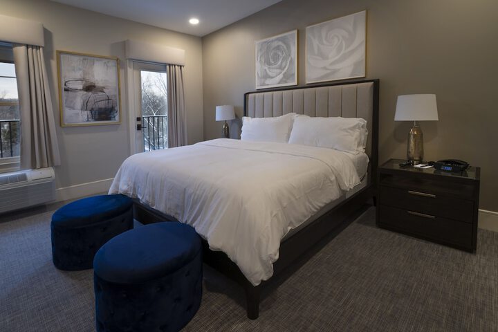 Room 10 of 36