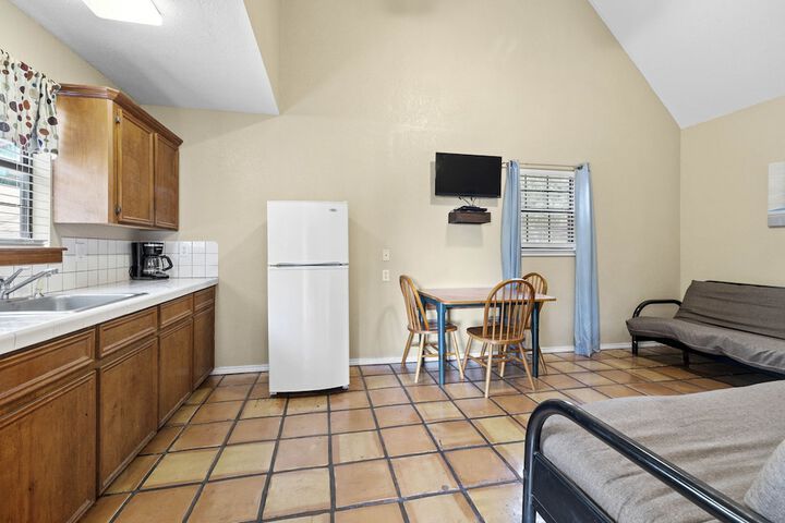 Room 44 of 65