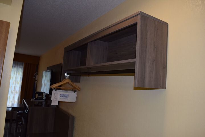 Days Inn by Wyndham Cadillac