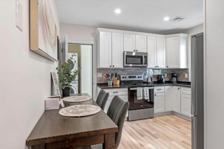Private Luxury Framingham Condo Near Boston