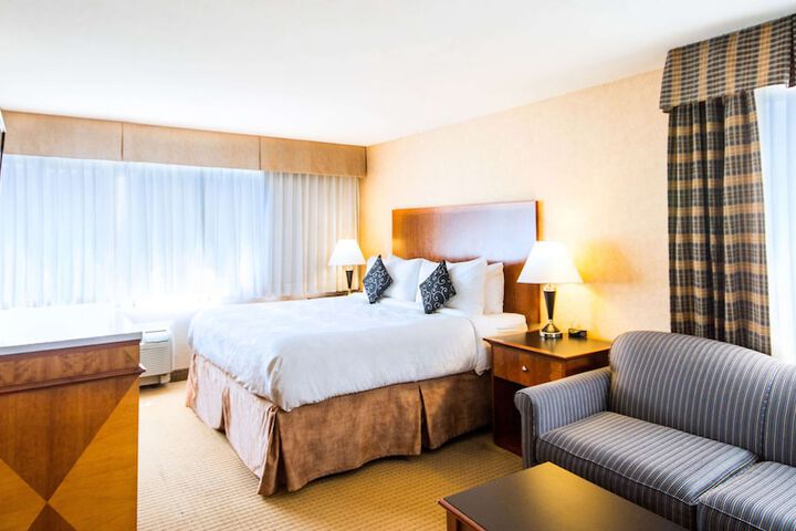 Room 42 of 74