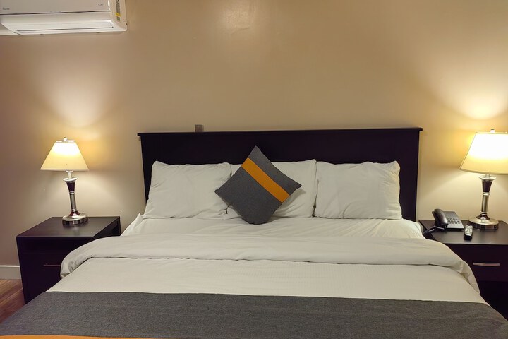 Room 89 of 95
