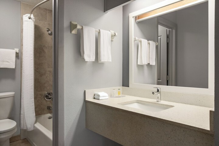 Home Inn & Suites Orlando-Apopka