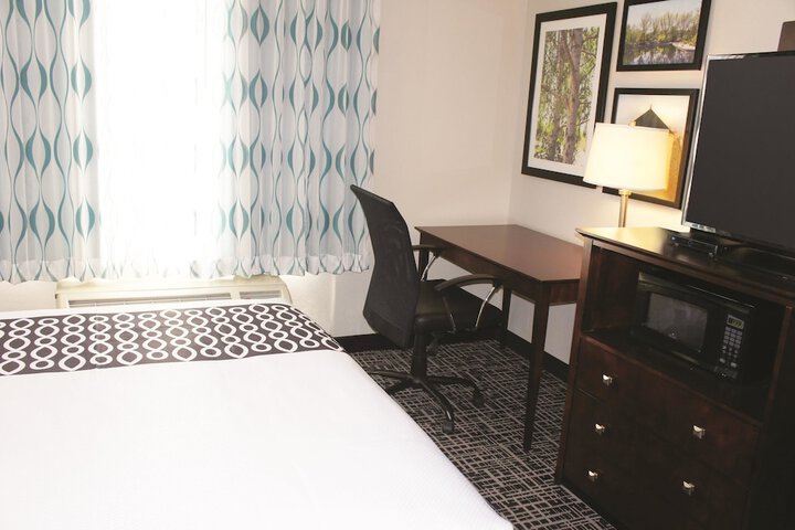 Room 50 of 81