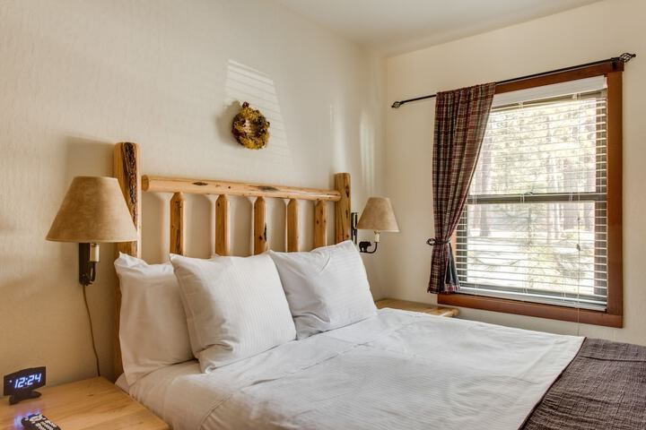 Franciscan Lakeside Lodge