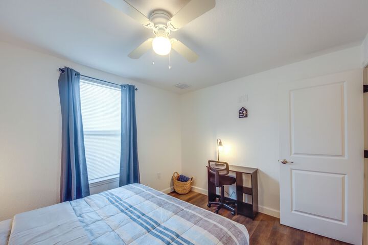 Labelle Apartment Close to Parks!