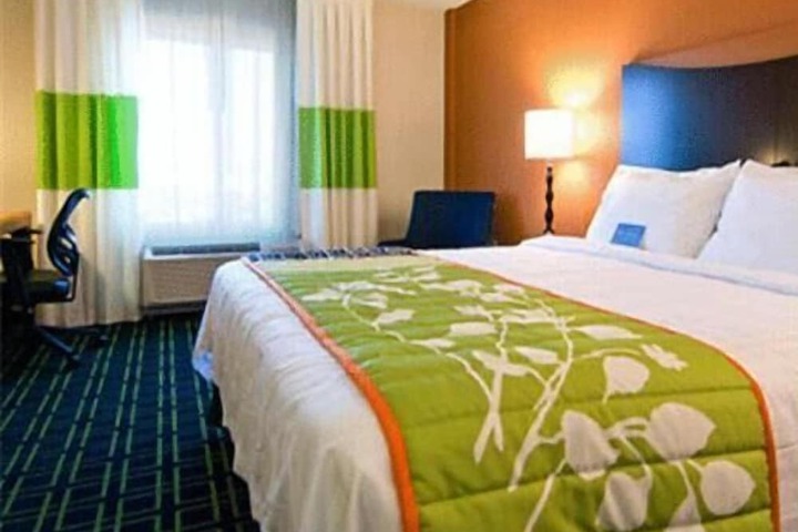 Room 21 of 41