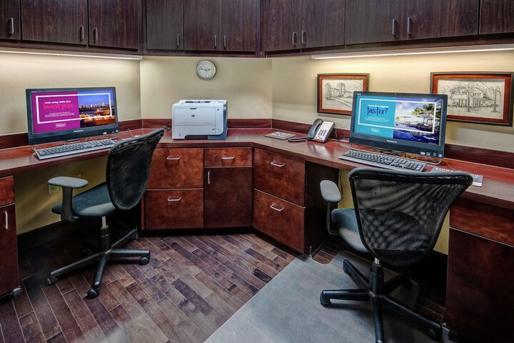 Business Center 72 of 72