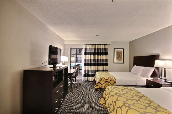 Room 22 of 53