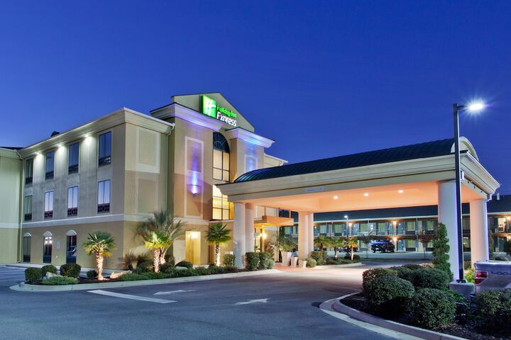 Hotel 2 of 53