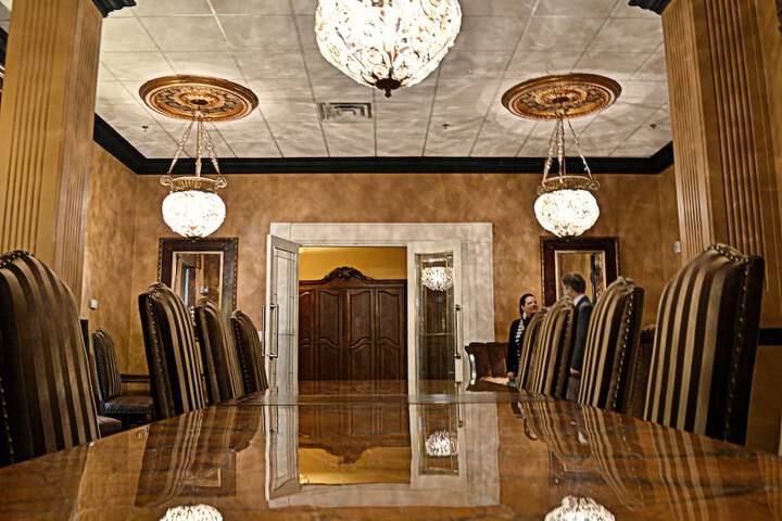 Grant Hall Hotel