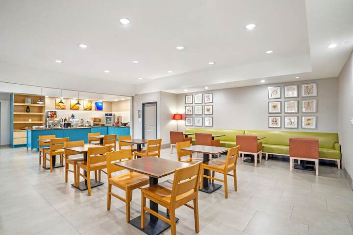 Comfort Inn & Suites Slidell - New Orleans Area