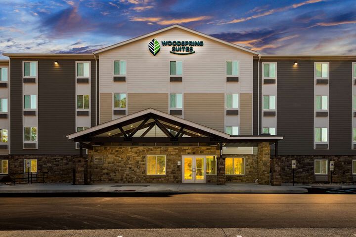 Hotel 4 of 39