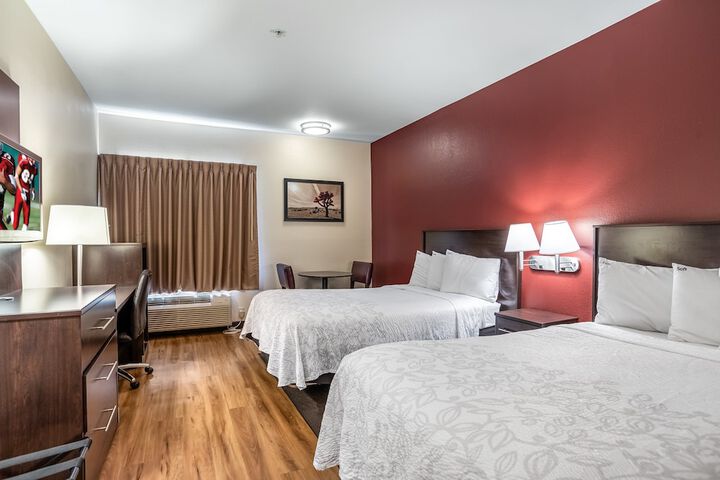 Room 25 of 34