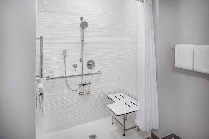 avid hotel North Platte by IHG