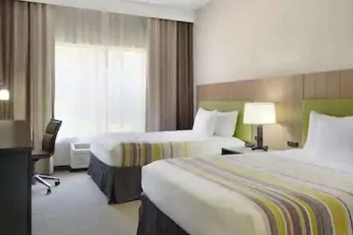 Room 5 of 21