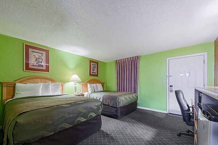 Room 21 of 26