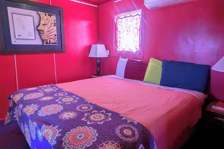 Room 228 of 286