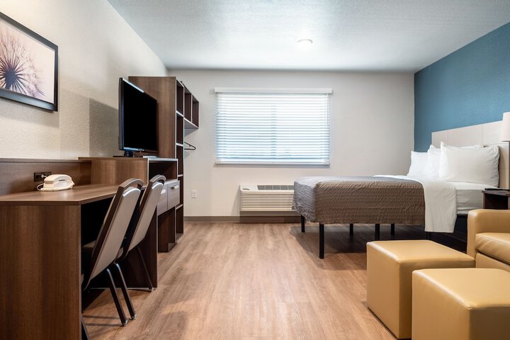 Room 25 of 31